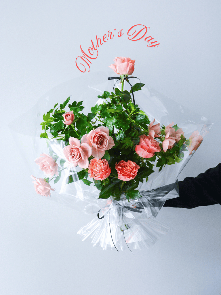 バラと木苺のブーケ🌹 | 橘 Online Shop